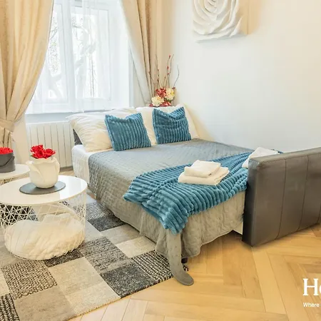 公寓 Velvet Rose-prague1-luxury-ac-quiet-netflix-washer *